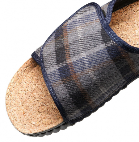 МУЖСКИЕ ТАПОЧКИ INBLU